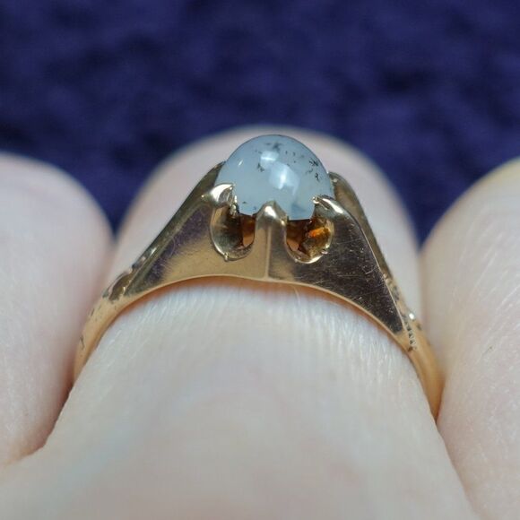 spotted agate ring with crescent moon detail in 10K YG - Picture 3 of 6
